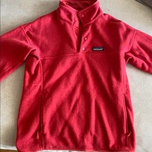 Red Patagonia Pullover